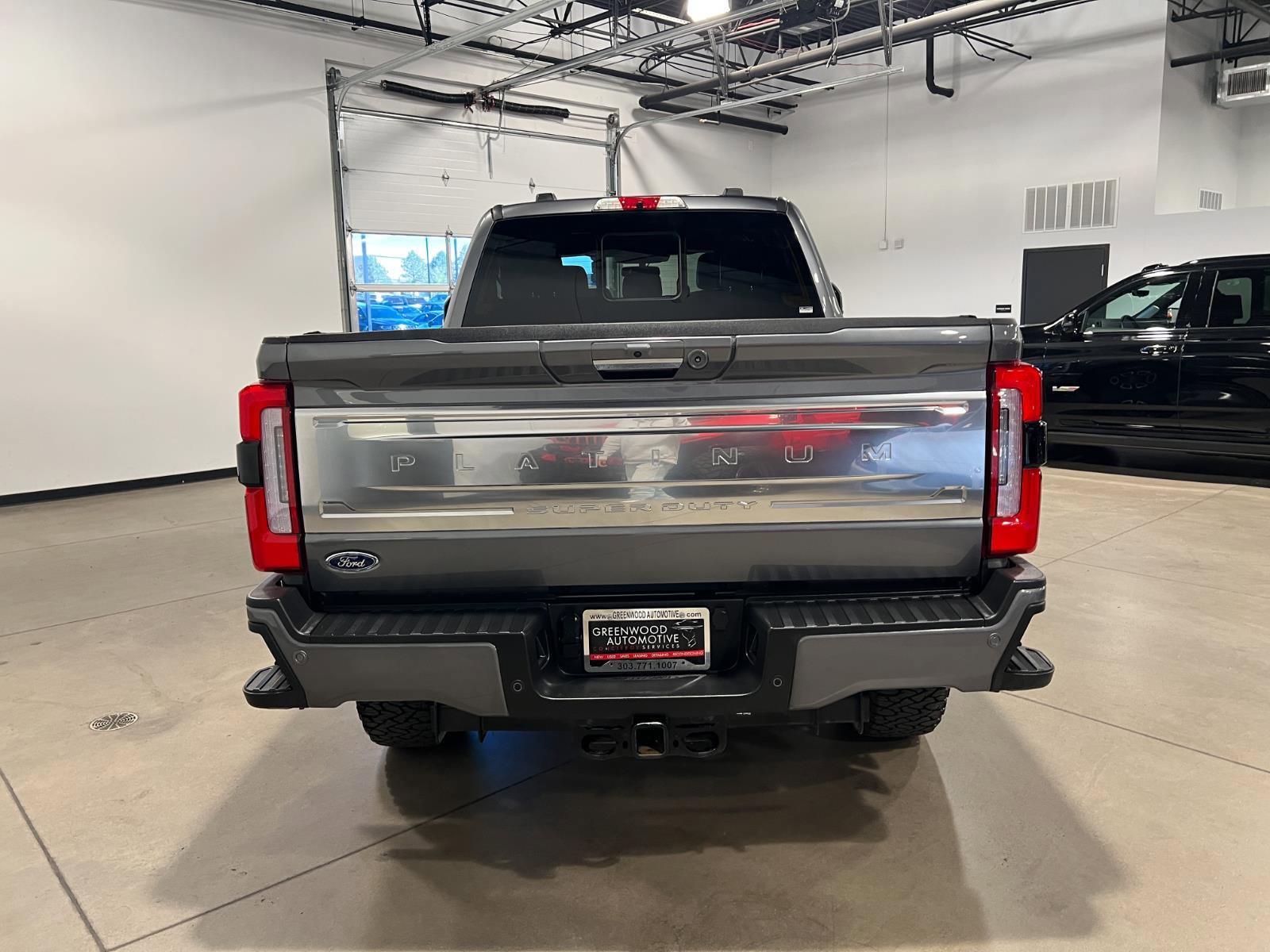 Used 2024 Ford F250 Platinum image 4