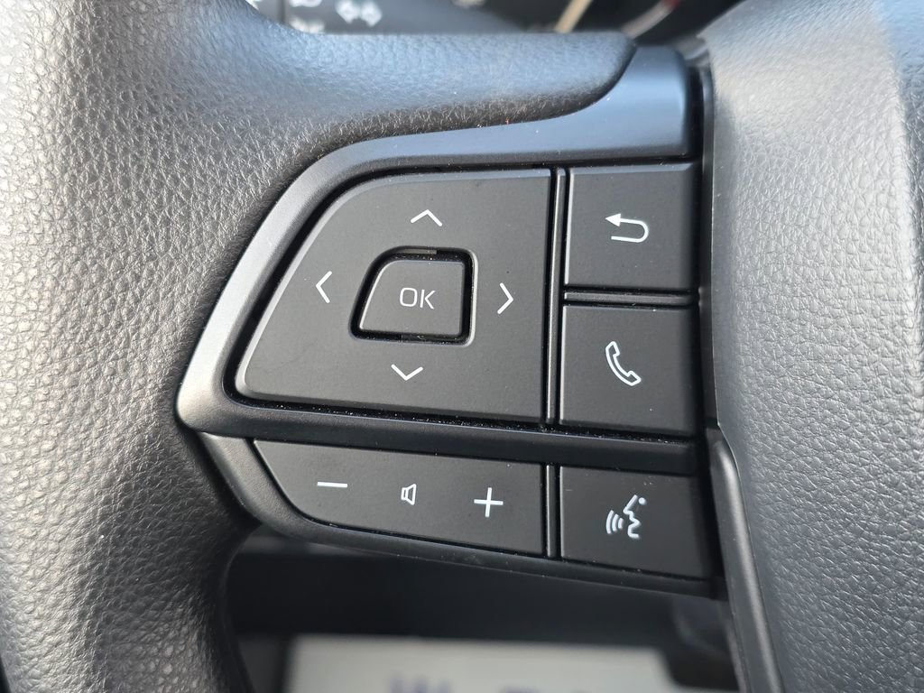 Used 2026 Toyota Sienna LE image 50