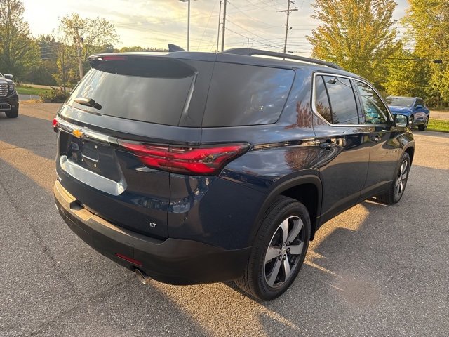 Used 2023 Chevrolet Traverse LT w/ LT Premium Package image 6