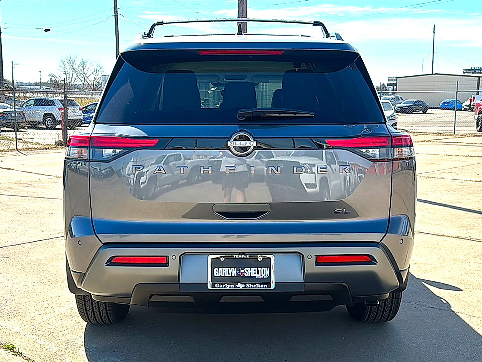 New 2026 Nissan Pathfinder SL image 7