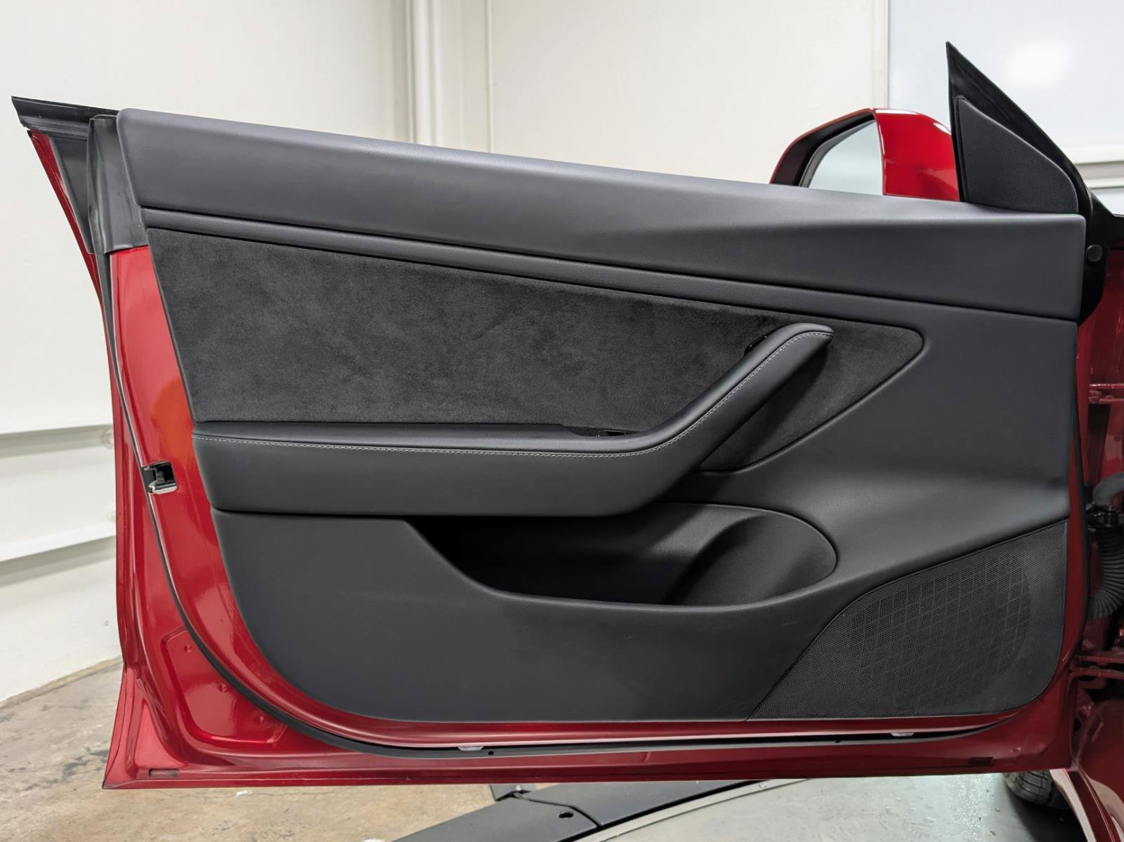 Used 2020 Tesla Model 3 Performance image 13