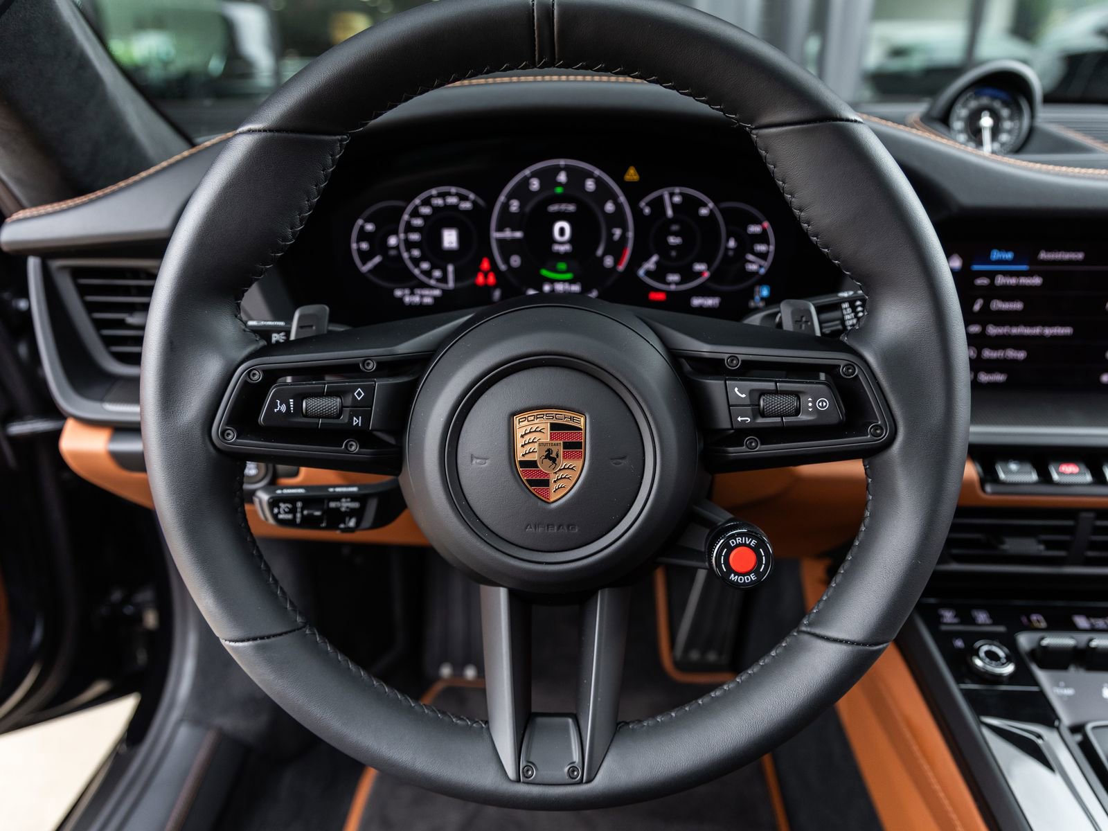 Certified 2026 Porsche 911 Carrera 4 GTS AWD/4WD image 32