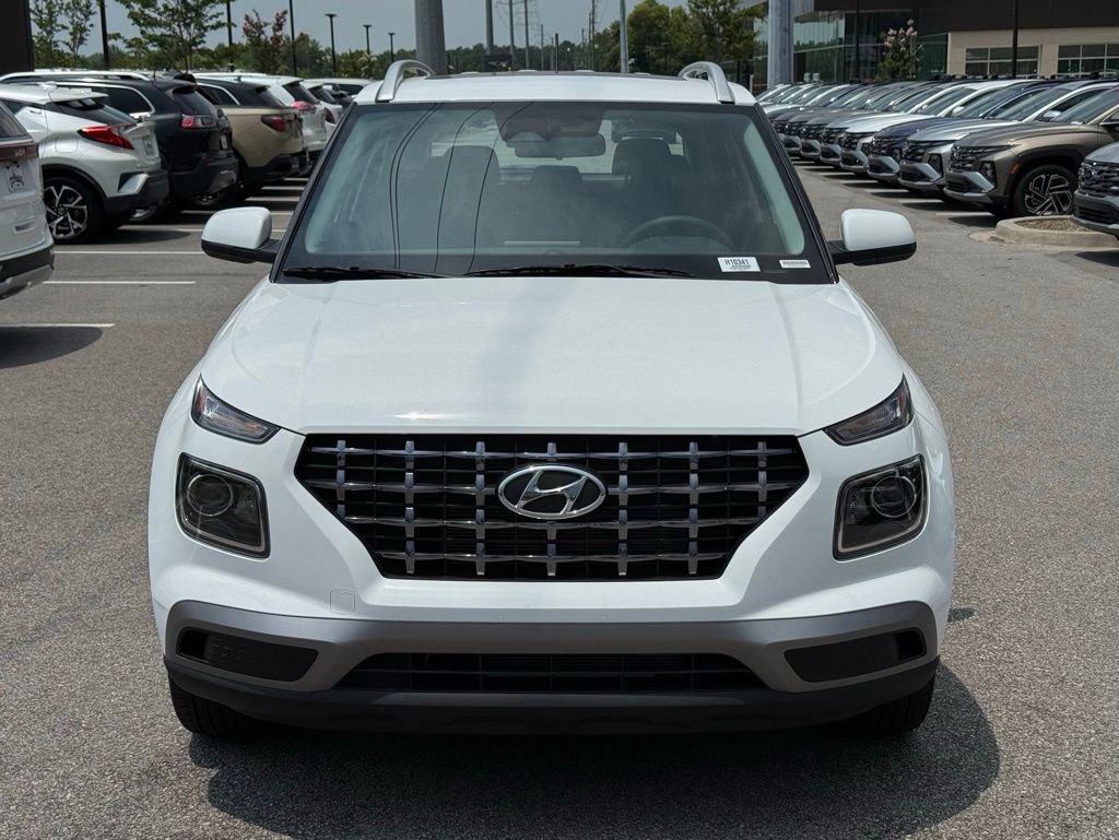 Used 2025 Hyundai Venue SEL image 6