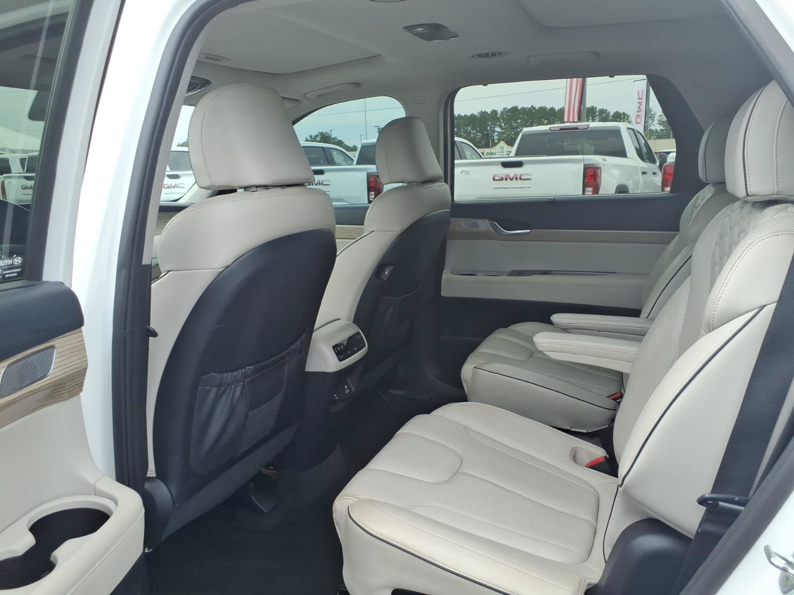 Used 2021 Hyundai Palisade Limited AWD/4WD image 23