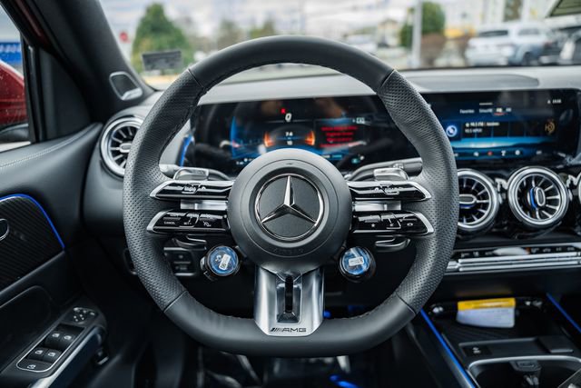 New 2026 Mercedes-Benz GLB 35 AMG 4MATIC image 33