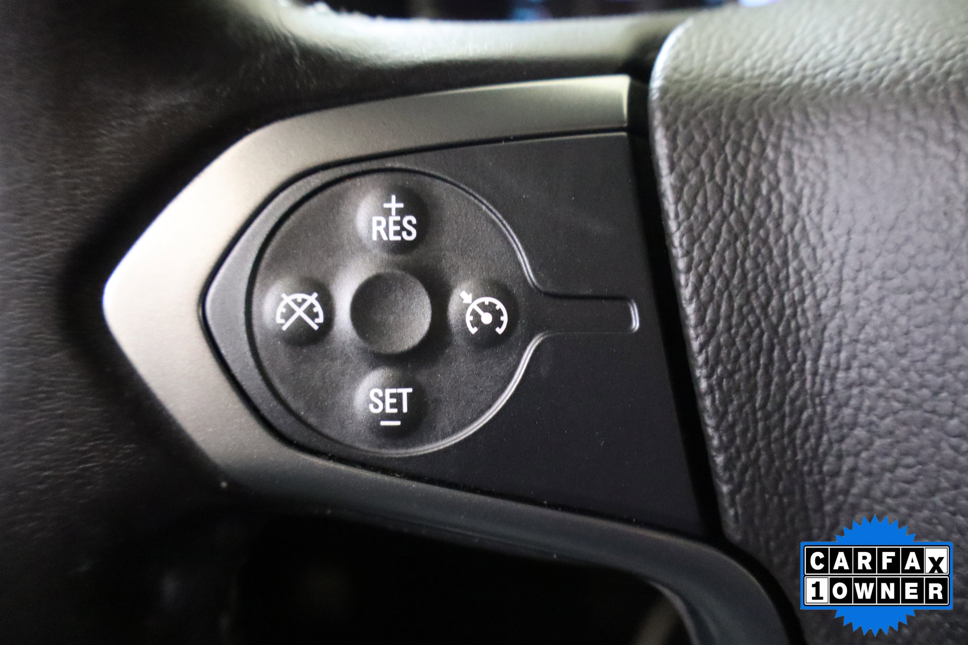 Used 2018 Chevrolet Silverado 1500 LT w/ All Star Edition image 28