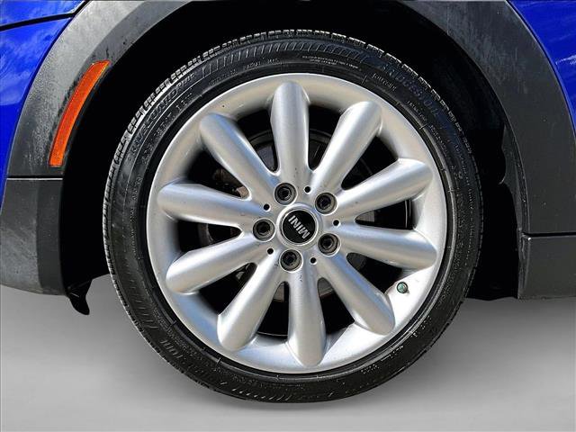 Used 2021 MINI Cooper 4-Door Hardtop image 10