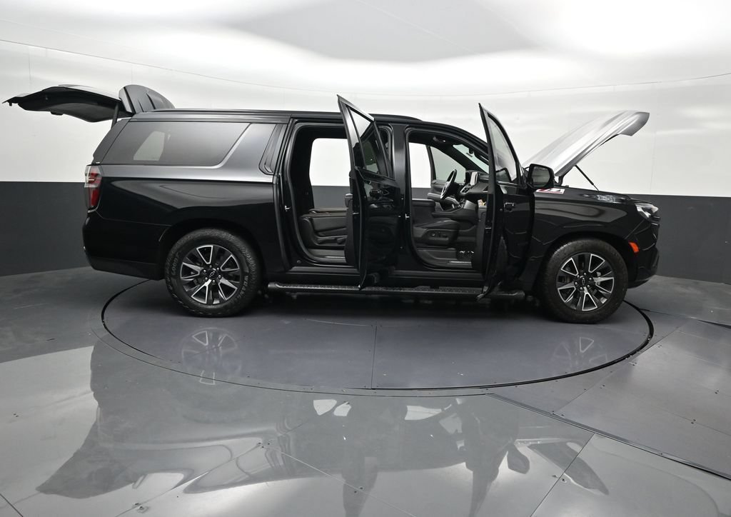 Used 2024 Chevrolet Suburban Z71 w/ Z71 Off-Road Package AWD/4WD image 33
