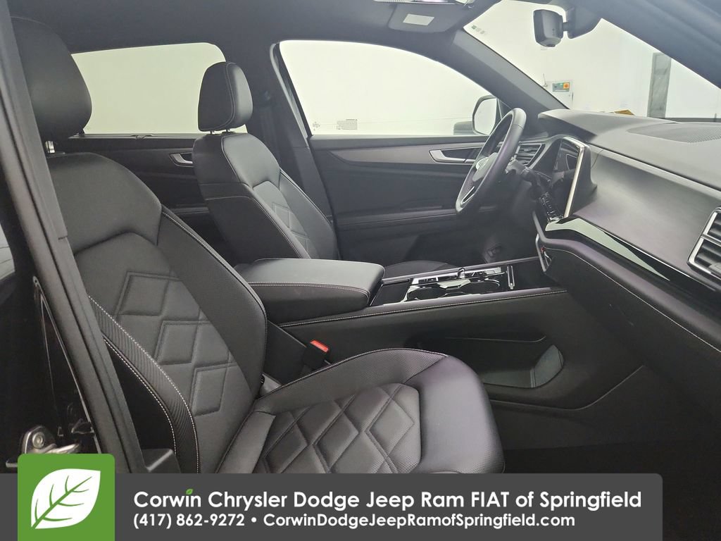 Used 2026 Volkswagen Atlas Cross Sport SE AWD/4WD image 30
