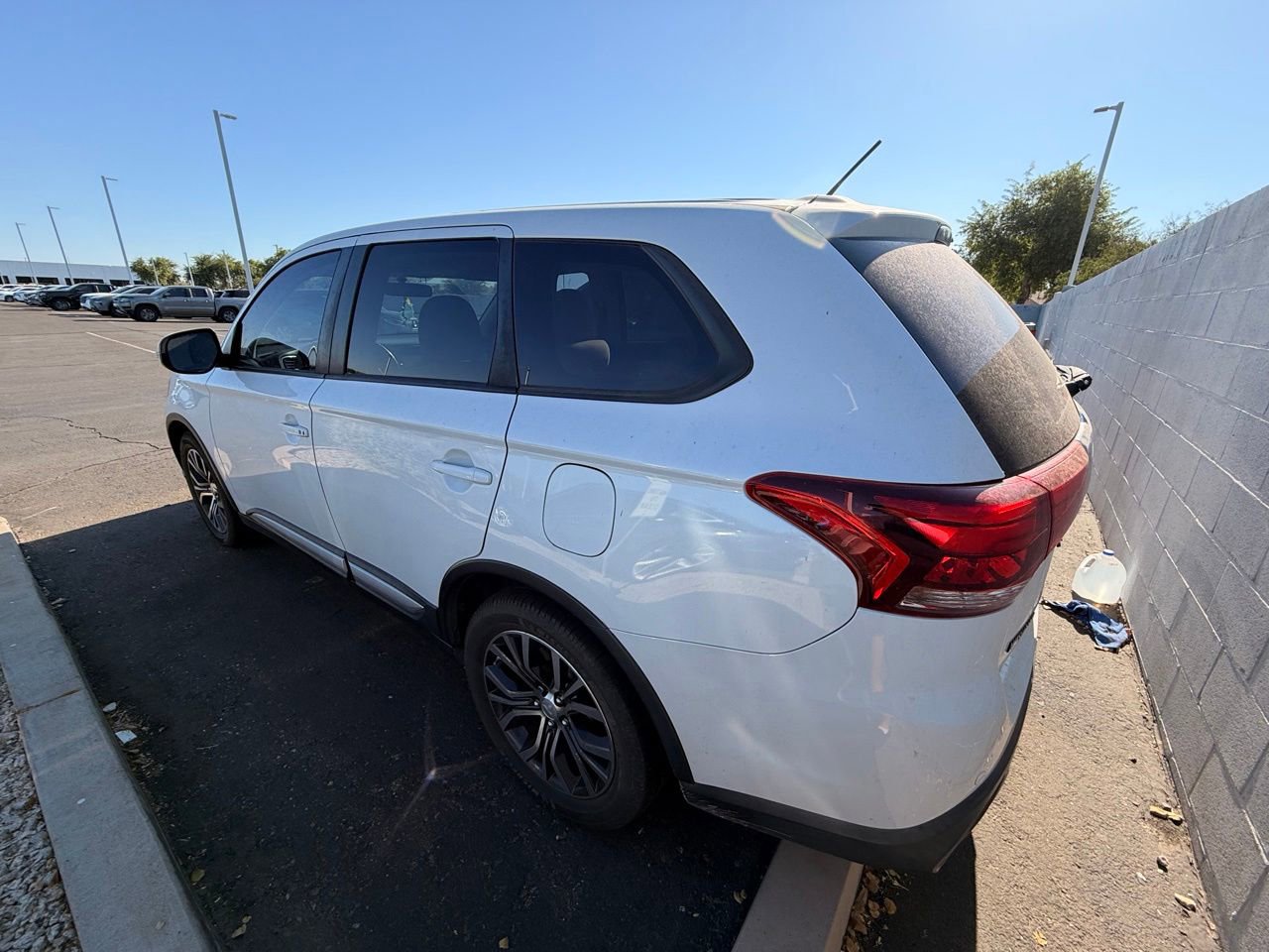 Used 2016 Mitsubishi Outlander SE FWD image 6