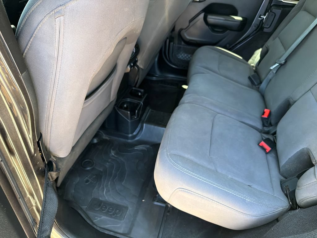 Used 2020 Jeep Wrangler Unlimited Sport AWD/4WD image 33