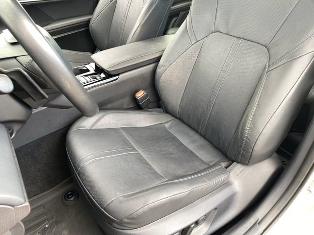 Used 2025 Toyota Camry XSE AWD/4WD image 18