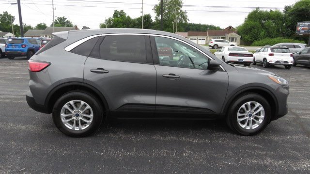 Certified 2022 Ford Escape SE w/ Cold Weather Package image 9