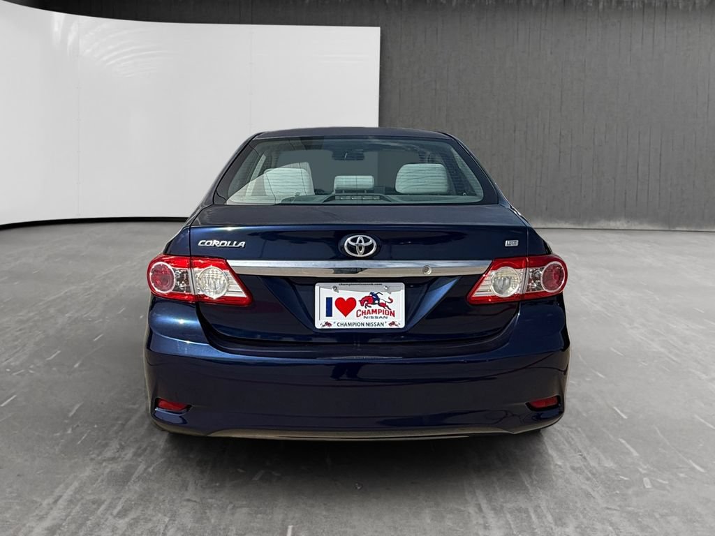 Used 2013 Toyota Corolla LE FWD image 4