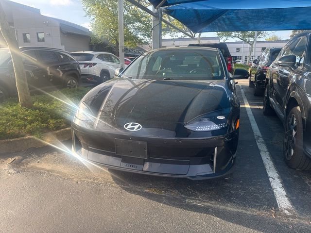Used 2023 Hyundai Ioniq 6 Limited image 4