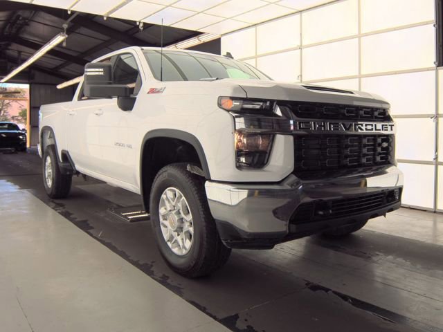 Used 2023 Chevrolet Silverado 2500 LT AWD/4WD image 1