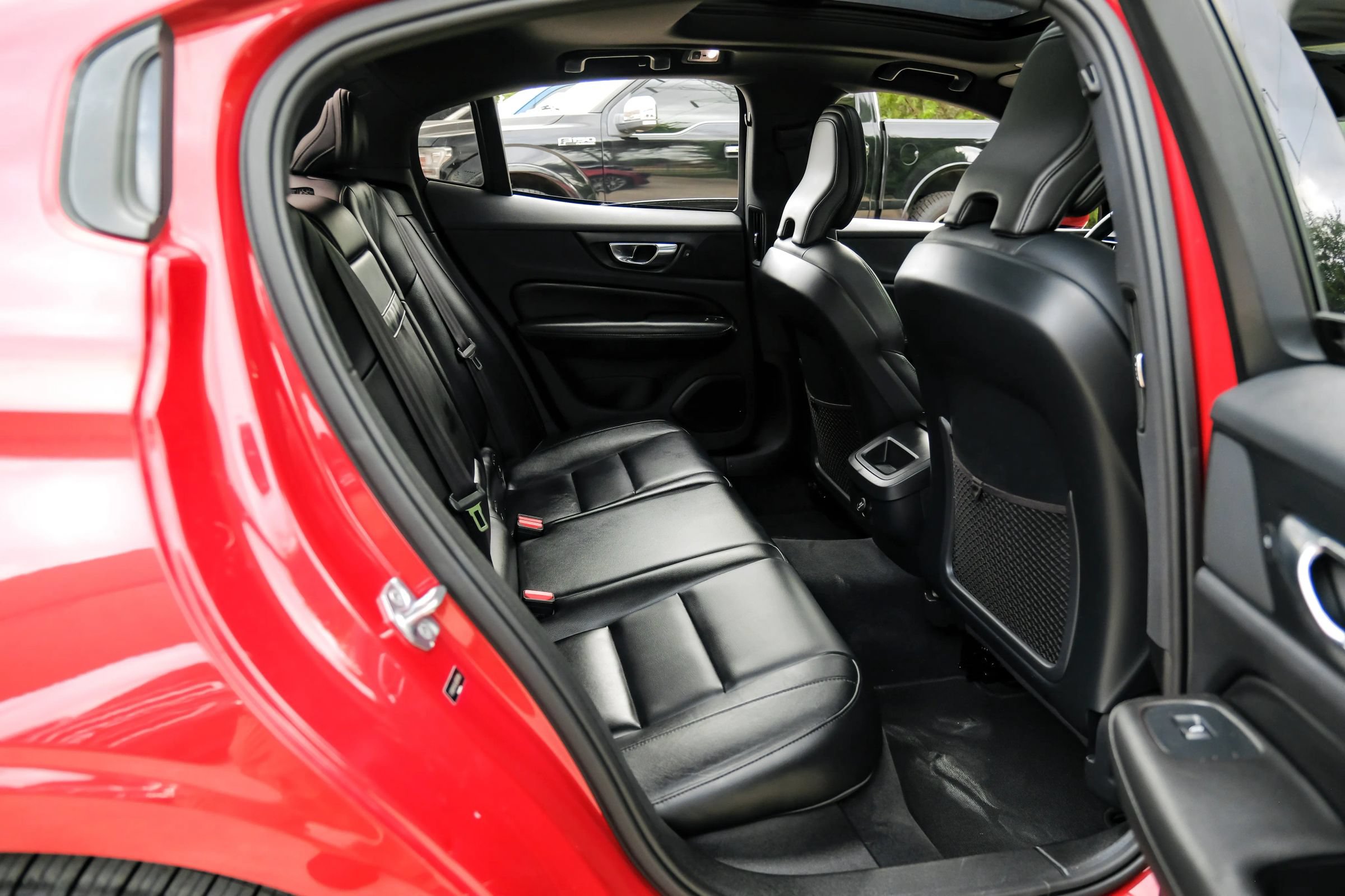 Used 2020 Volvo S60 T5 Momentum FWD image 42
