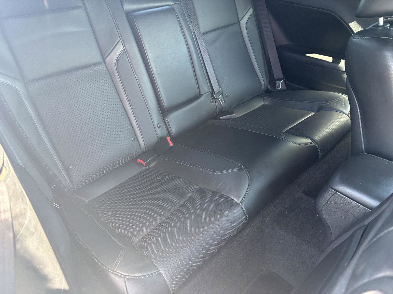 Used 2015 Dodge Challenger R/T Plus RWD image 12