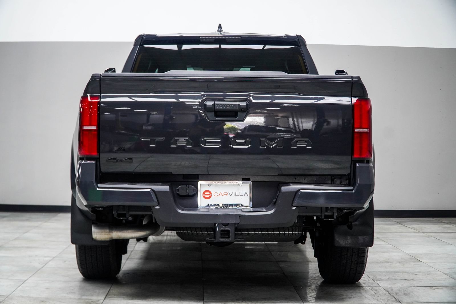 Used 2025 Toyota Tacoma TRD Sport AWD/4WD image 11