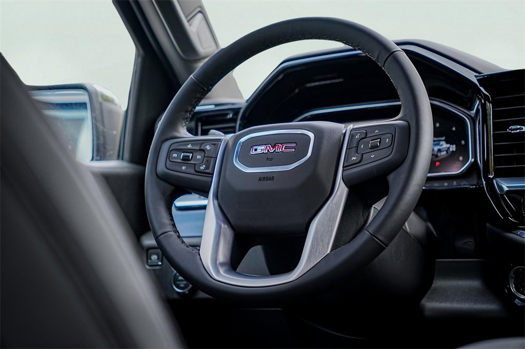 New 2026 GMC Sierra 1500 SLT image 23