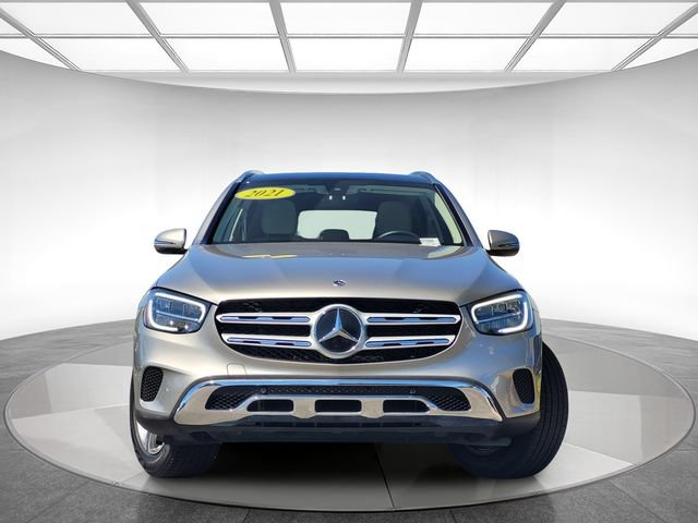 Used 2021 Mercedes-Benz GLC 300 4MATIC image 2