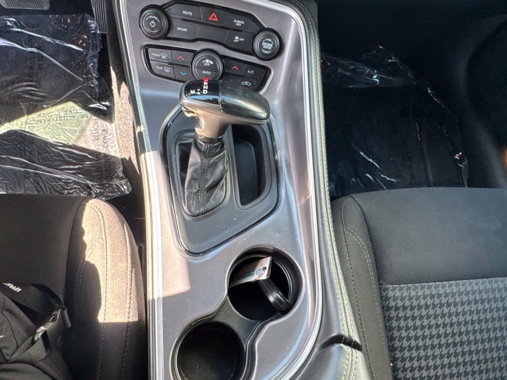 Used 2019 Dodge Challenger SXT RWD image 17