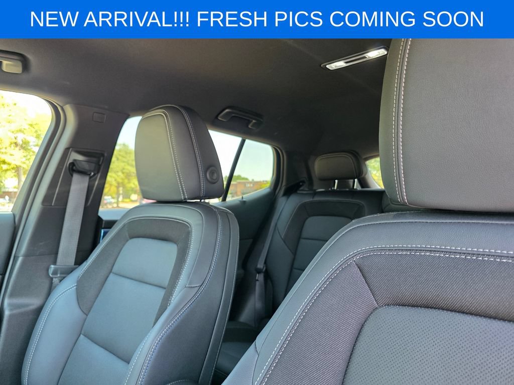 Used 2024 Chevrolet Equinox EV LT FWD image 9