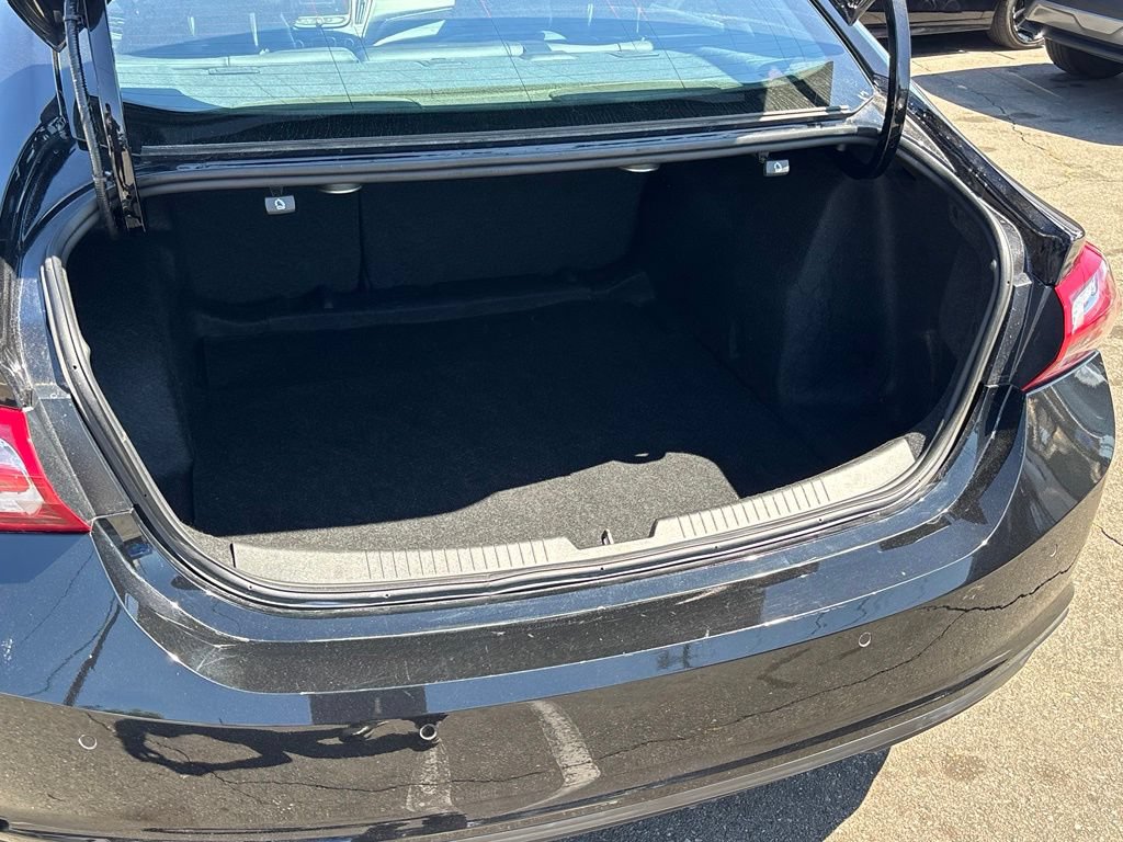 Used 2024 Chevrolet Malibu LT FWD image 23
