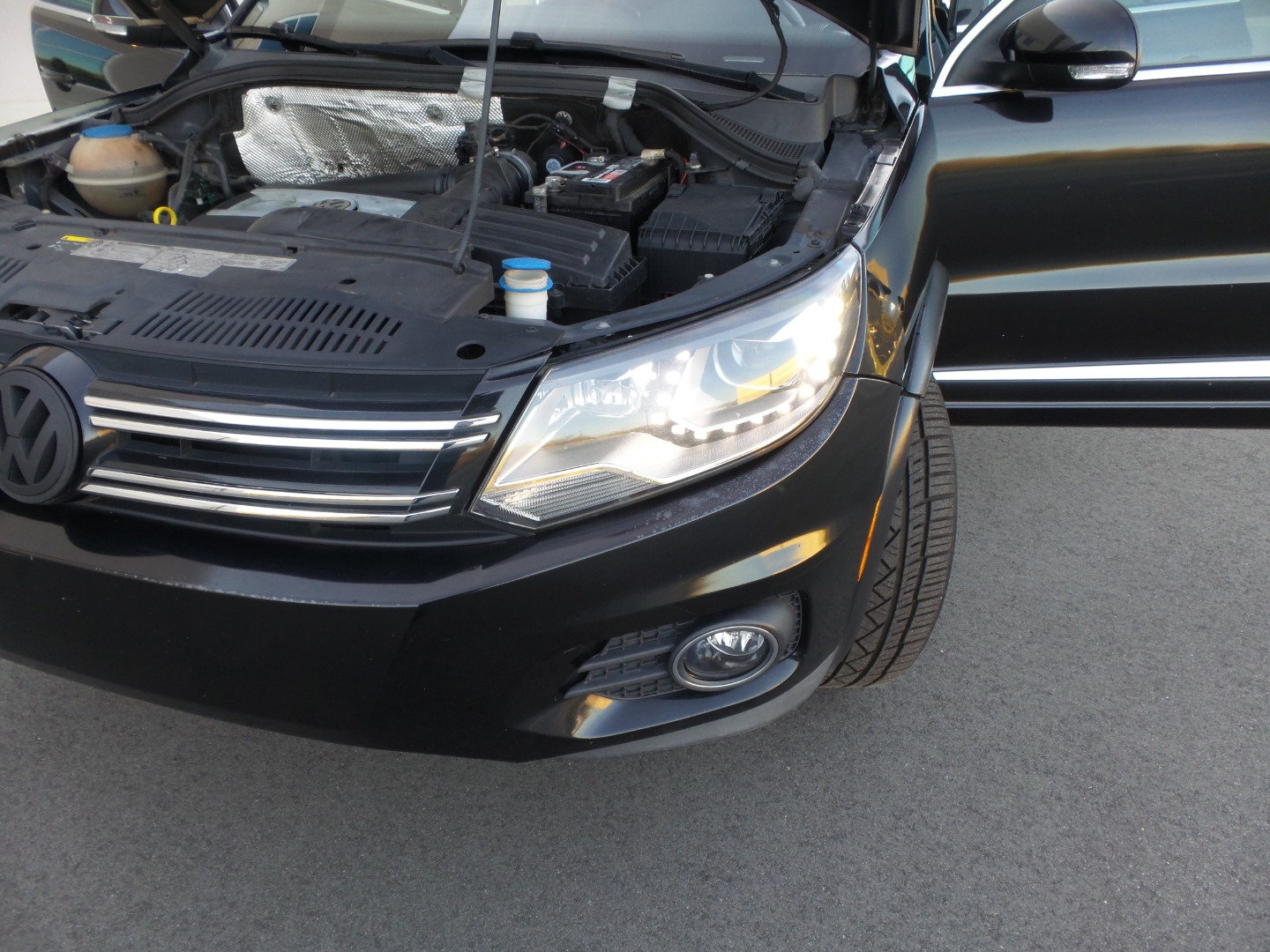 Used 2015 Volkswagen Tiguan R-Line FWD image 56