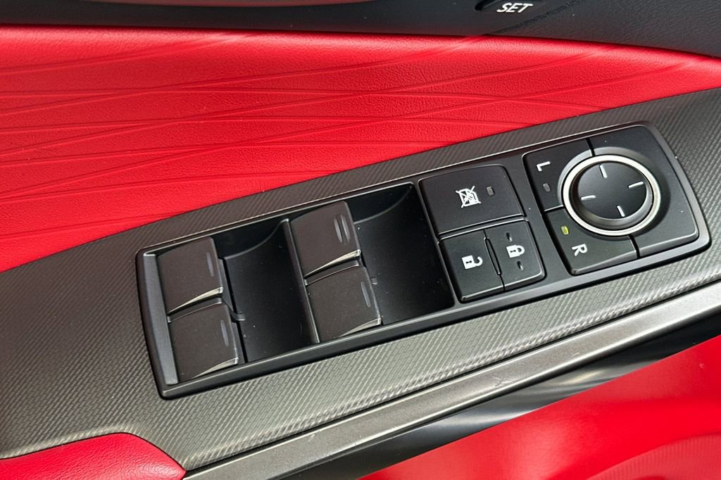 Used 2023 Lexus IS 350 F Sport image 11