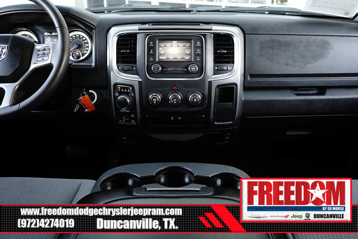 Used 2024 RAM 1500 Classic SLT AWD/4WD image 18
