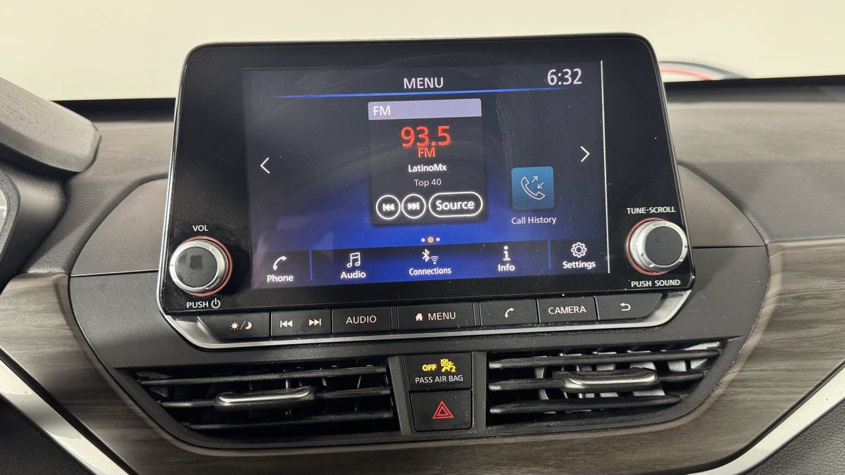 Used 2023 Nissan Altima 2.5 SV FWD image 21