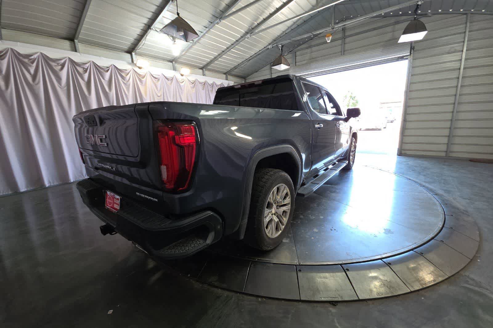 Used 2020 GMC Sierra 1500 Denali AWD/4WD image 3