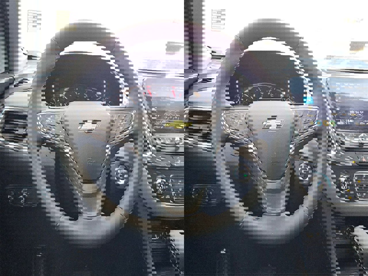 Used 2024 Chevrolet Equinox LT image 10