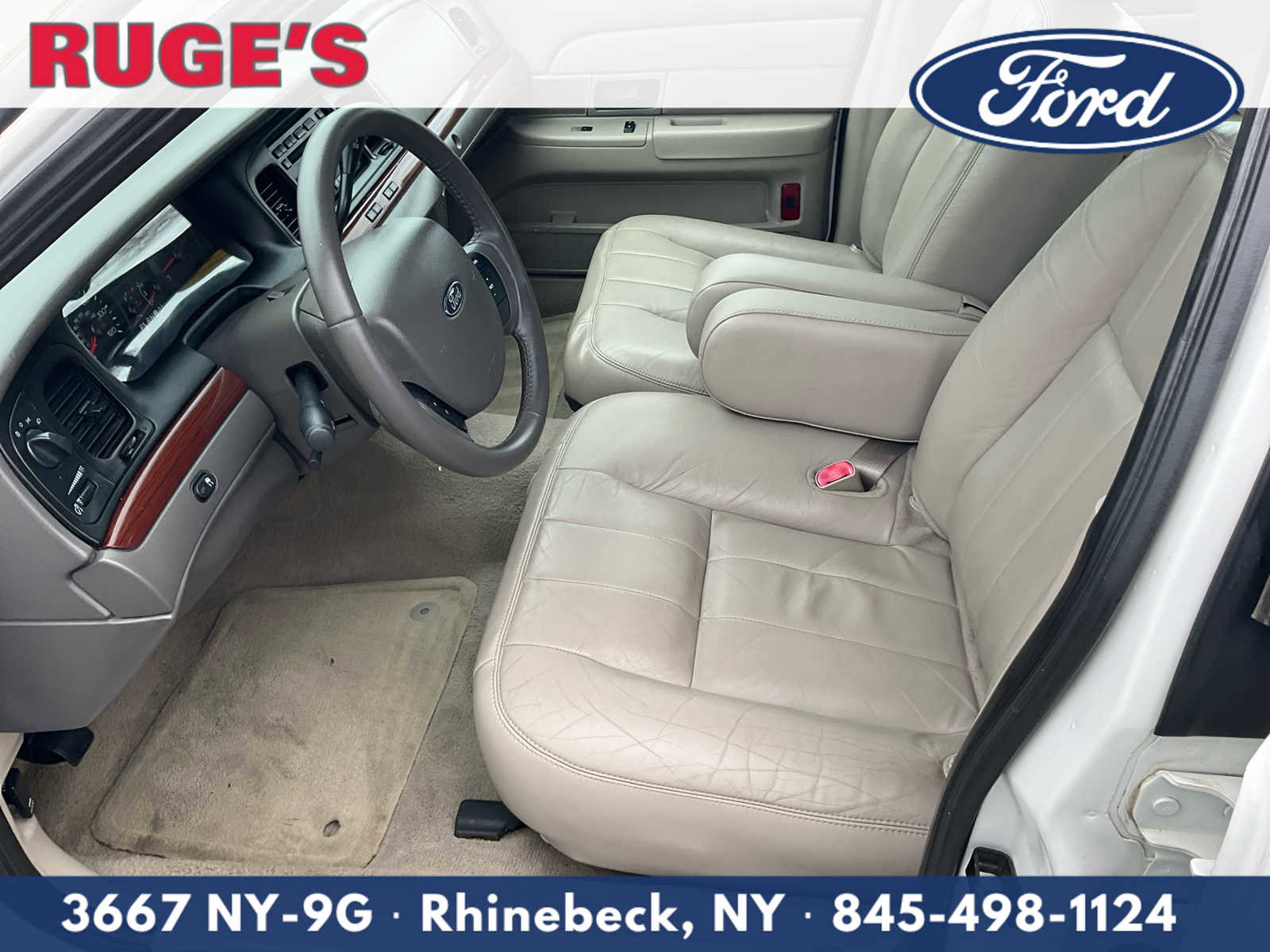 Used 2011 Ford Crown Victoria LX w/ Comfort Appearance Pkg RWD image 15