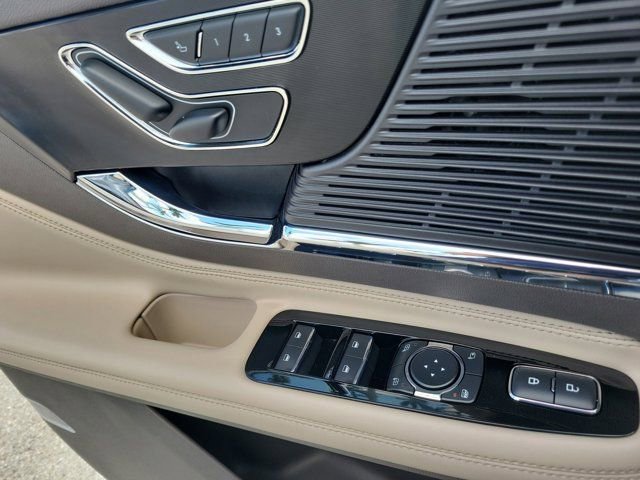 Certified 2022 Lincoln Corsair FWD image 23