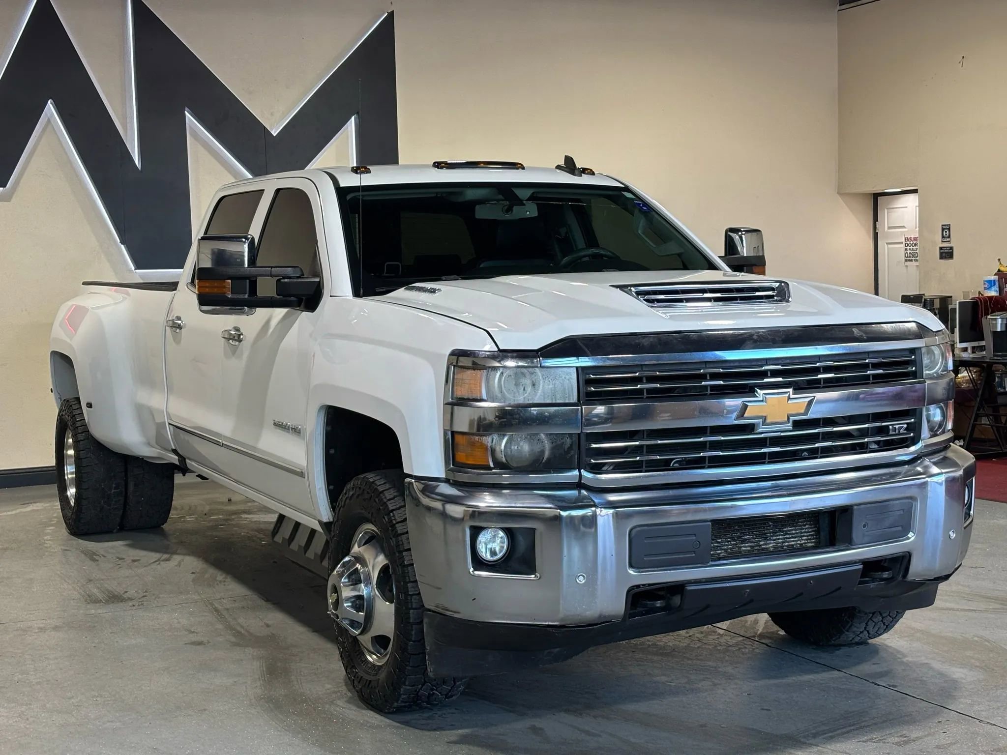 Used 2017 Chevrolet Silverado 3500 LTZ w/ Duramax Plus Package image 2
