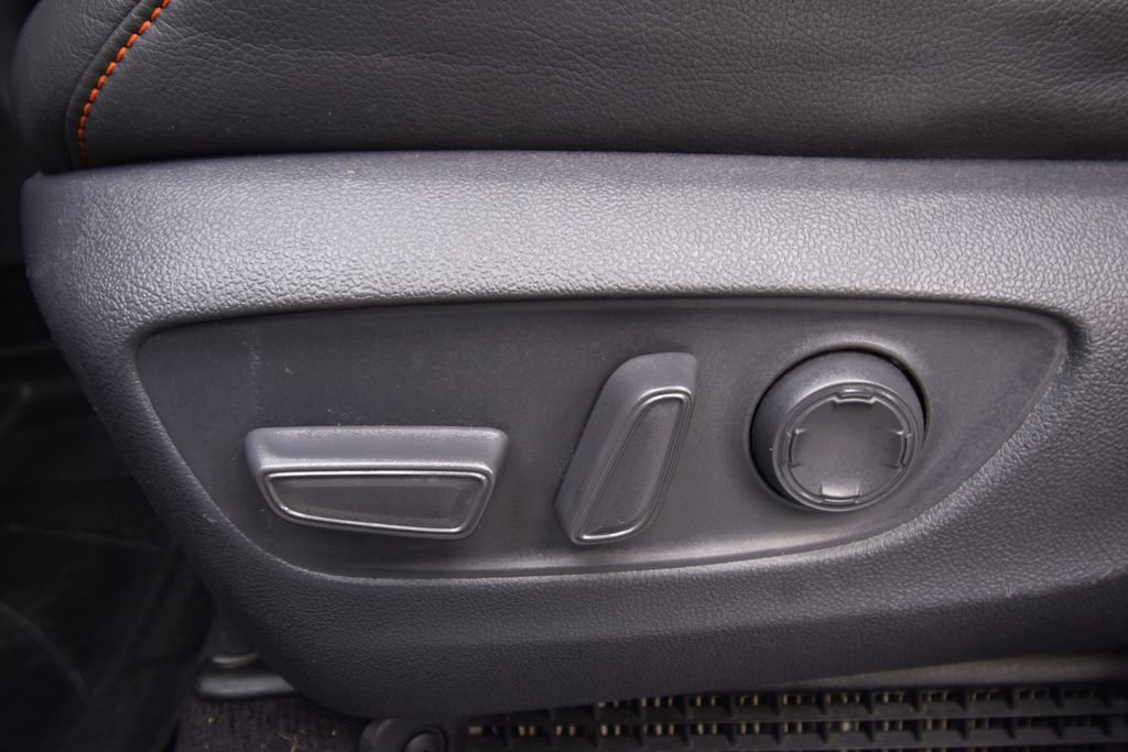 Used 2021 Toyota Sienna XSE w/ XSE Plus Package image 30