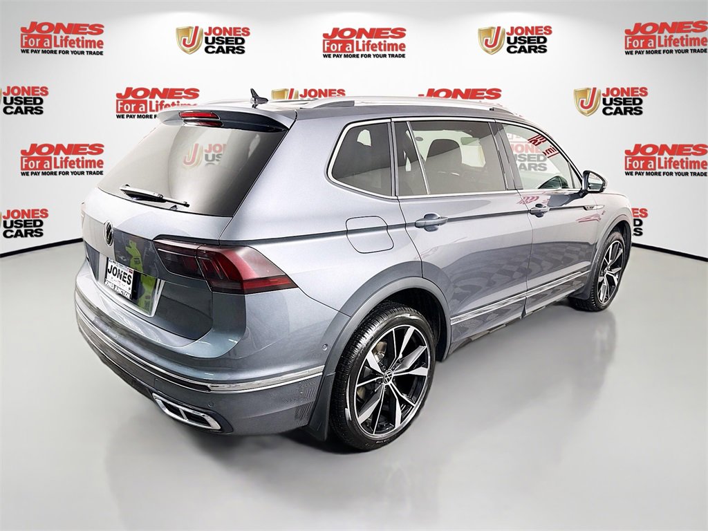Used 2024 Volkswagen Tiguan SEL R-Line image 18