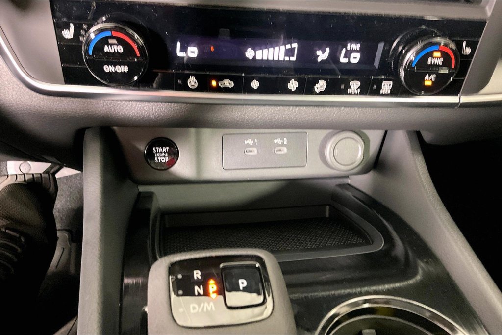 New 2026 Nissan Rogue Dark Armor FWD image 32