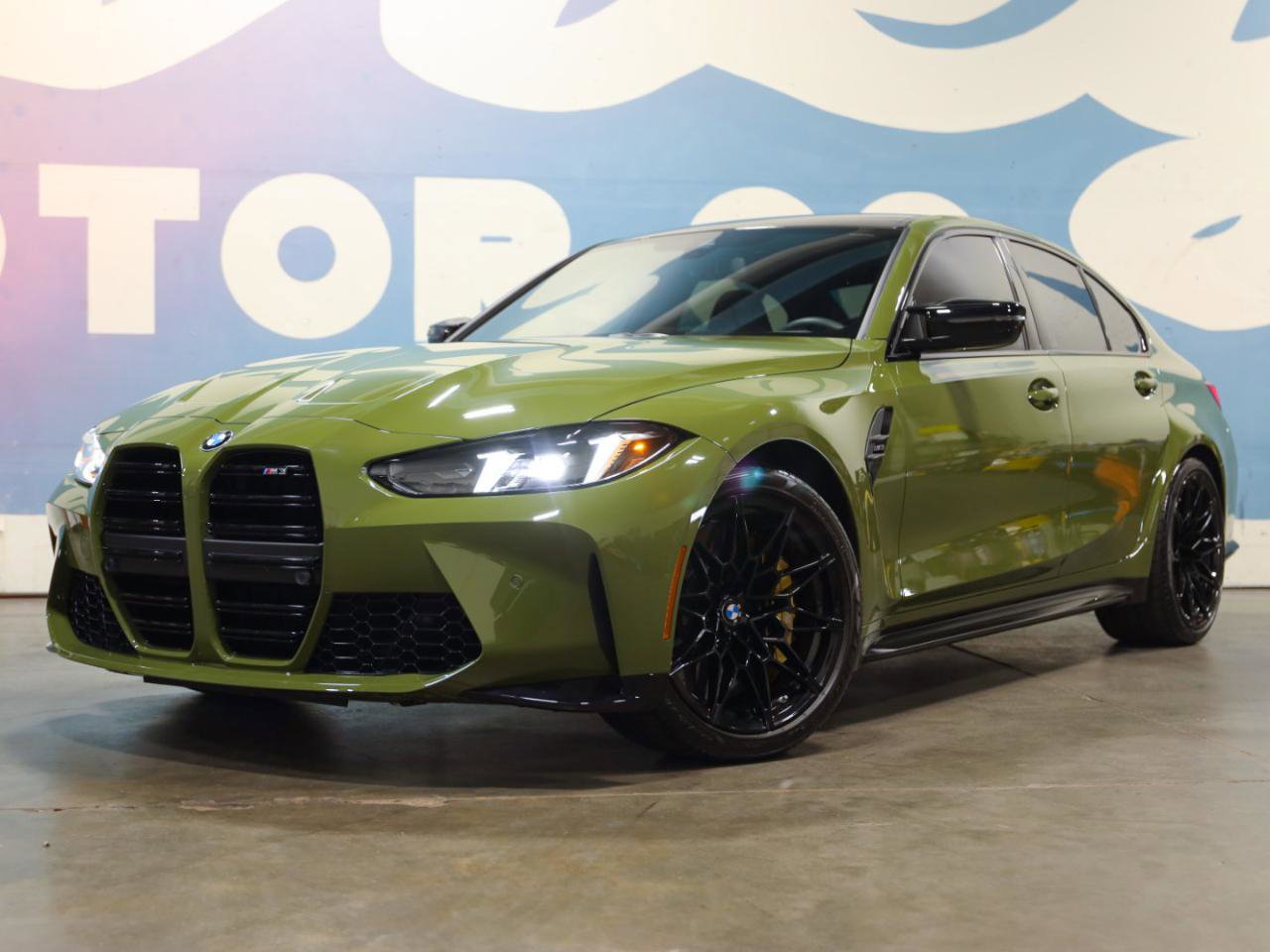 Used 2025 BMW M3 RWD image 32