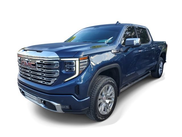 Used 2023 GMC Sierra 1500 Denali w/ Technology Package AWD/4WD image 2