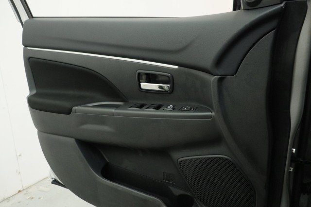 New 2027 Mitsubishi Outlander Sport ES AWD/4WD image 15