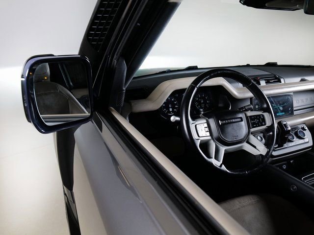 Used 2020 Land Rover Defender 110 HSE AWD/4WD image 23