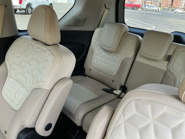 New 2026 Nissan Armada Platinum image 18