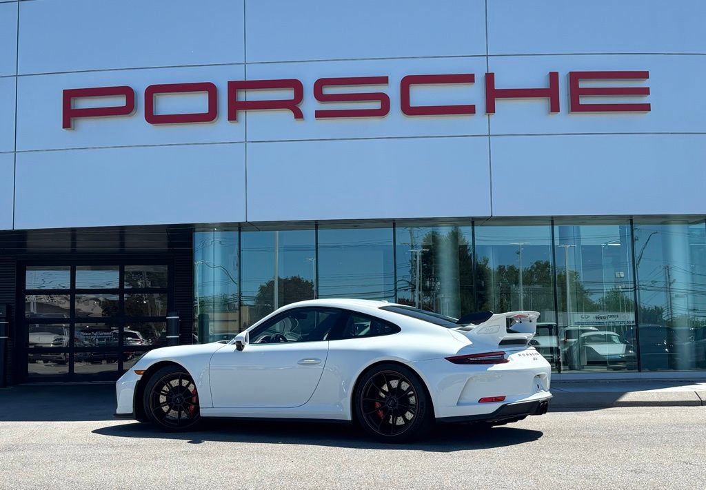 Used 2018 Porsche 911 GT3 RWD image 3