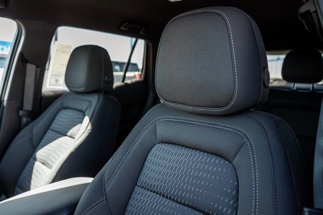 New 2026 Chevrolet Equinox LT FWD image 24