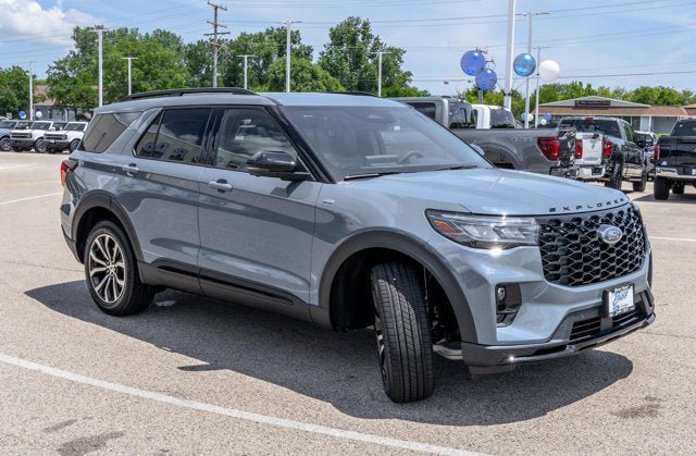 New 2026 Ford Explorer ST-Line AWD/4WD image 2