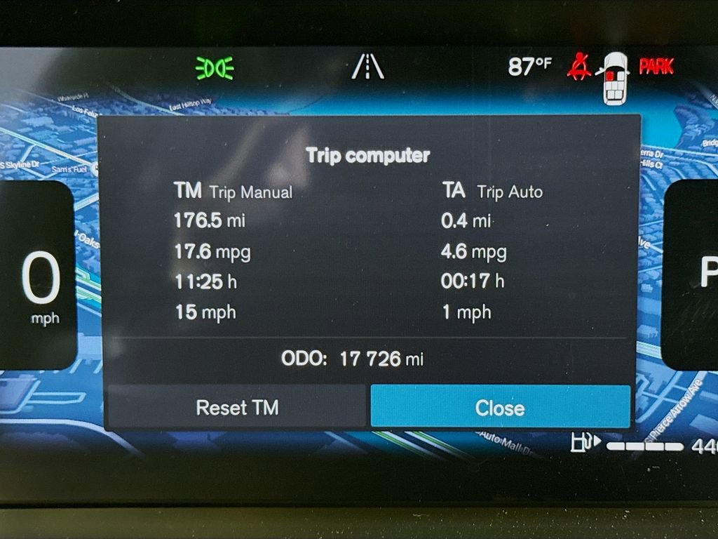 Certified 2025 Volvo XC90 B6 Plus AWD/4WD image 12