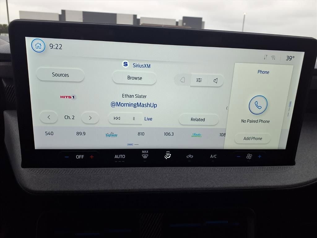 New 2026 Ford Maverick XLT AWD/4WD image 8